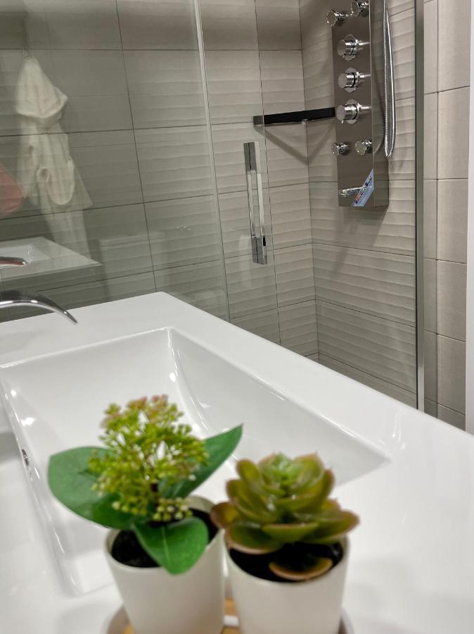 Madrid Villa Suites Serenidad Ngoại thất bức ảnh